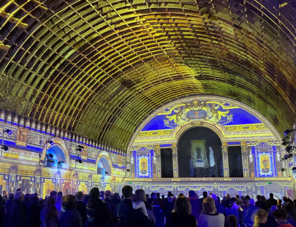 CS Prod takes the crown for mapping show thanks to Digital Projection